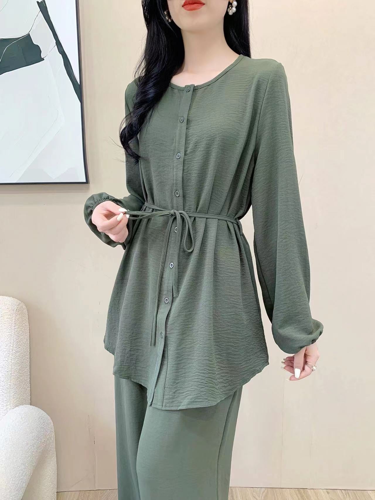 Baggy Long Sleeve Top (L-24000)